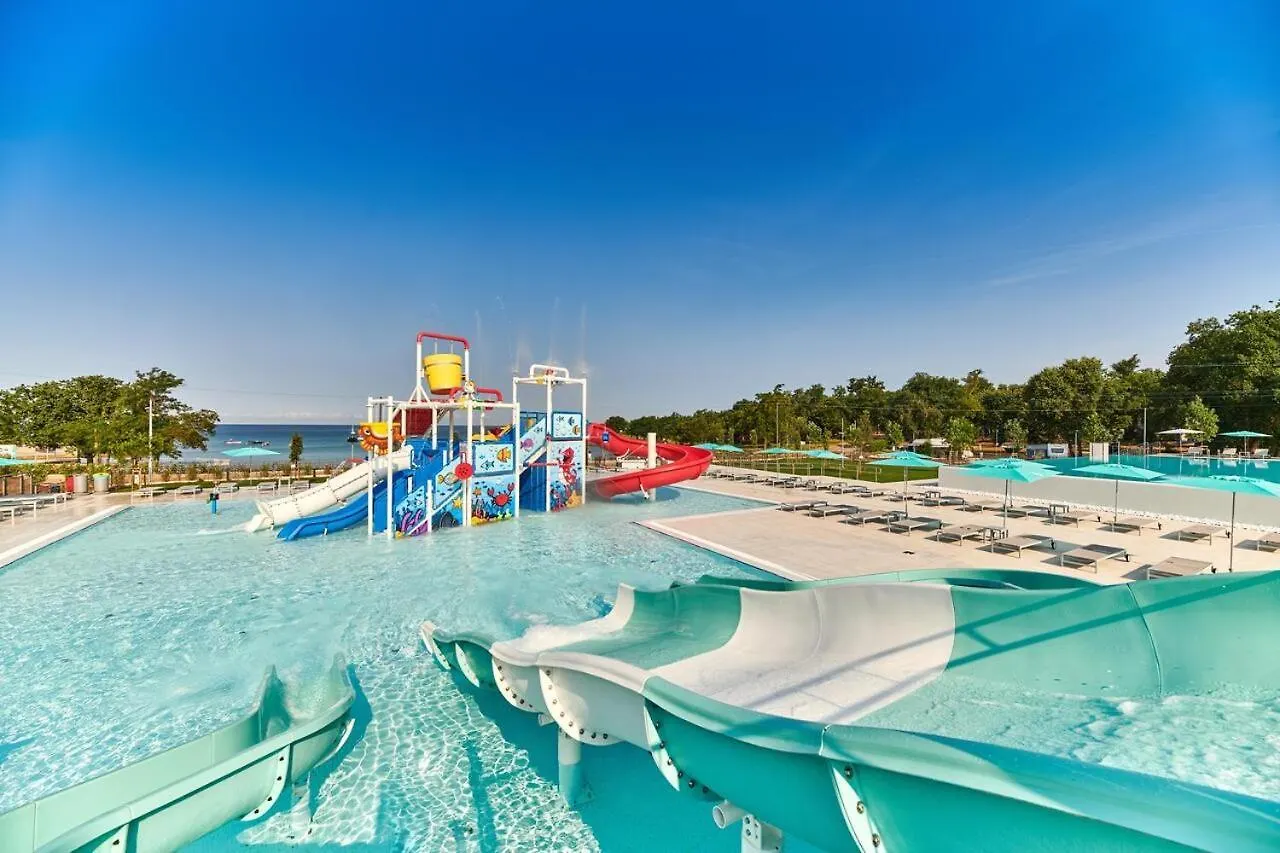 Mobile Homes Relax Park Umag 4*, Karigador